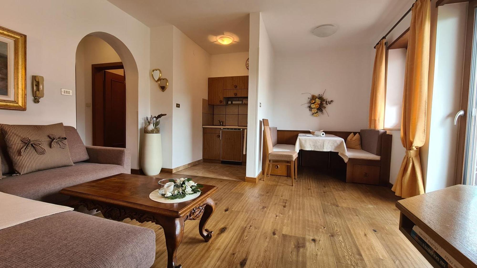 Appartments Innerhofer ริเฟียโน ภายนอก รูปภาพ